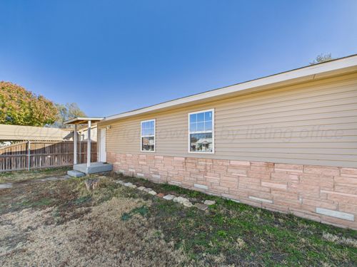 1100 E Kingsmill Ave, Pampa, TX, 79065 | Card Image