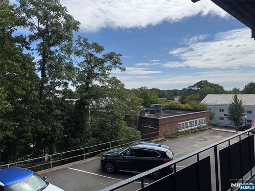 10 Corsa Ter, Ridgewood, NJ, 07450-3178 | Card Image