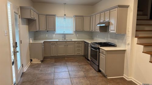 7141 Point Avery Dr, Baton Rouge, LA, 70817-4712 | Card Image