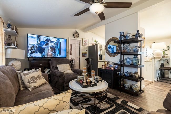 3280 Del Monte St, House other with 2 bedrooms, 2 bathrooms and null parking in Laughlin NV | Image 6