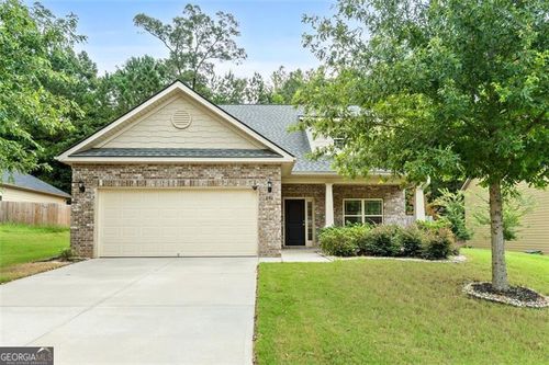 890 Crescent Ln, Griffin, GA, 30224-9028 | Card Image