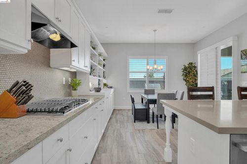 7364 Bay Harbor Way, Discovery Bay, CA, 94505-2688 | Card Image
