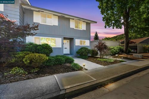 83 Miramonte Dr, Moraga, CA, 94556 | Card Image