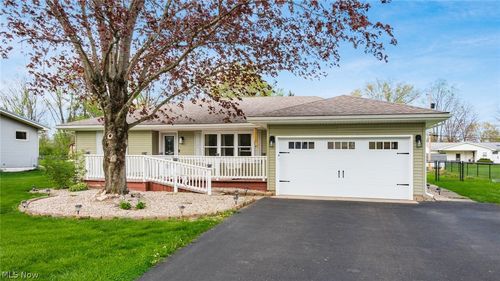 1145 Richey Rd, Zanesville, OH, 43701-1149 | Card Image