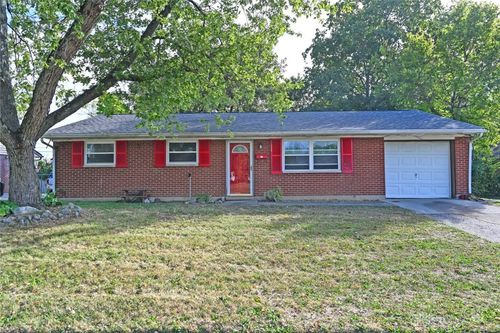 136 Bronwood St, New Lebanon, OH, 45345-1204 | Card Image