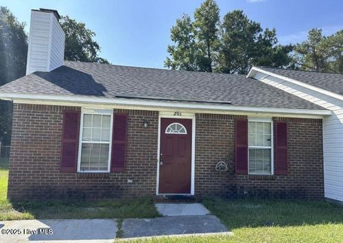 205 Live Oak Ct, Midway Park, NC, 28544-1657 | Card Image