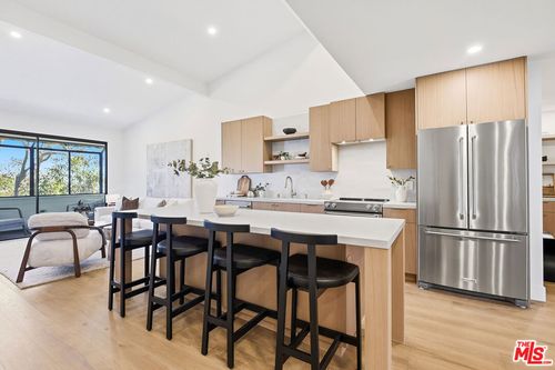 apt-305-4600 Via Dolce, Marina del Rey, CA, 90292-6775 | Card Image