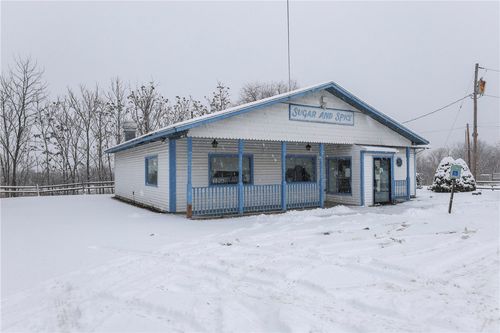 300 Watkins Rd, Horseheads, NY, 14845-2135 | Card Image