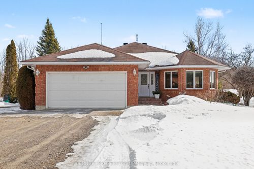 579 Kelly-Jordan Rd, Smiths Falls, ON, K7A0H3 | Card Image