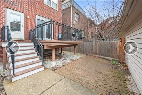 1319 W 32nd Pl, Chicago, IL, 60608-6304 | Card Image