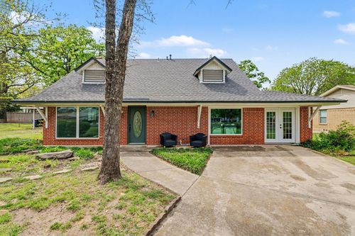 3245 Hartlee Field Rd, Denton, TX, 76208-3727 | Card Image