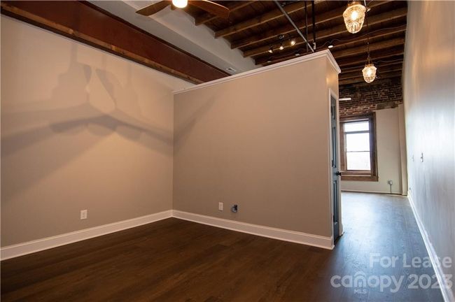 STE-201 - 140 W Mountain St, Condo with 1 bedrooms, 1 bathrooms and null parking in Kings Mountain NC | Image 9