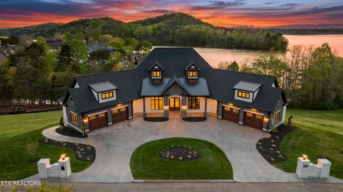 155 Amblecrest Dr, Vonore, TN, 37885 | Card Image