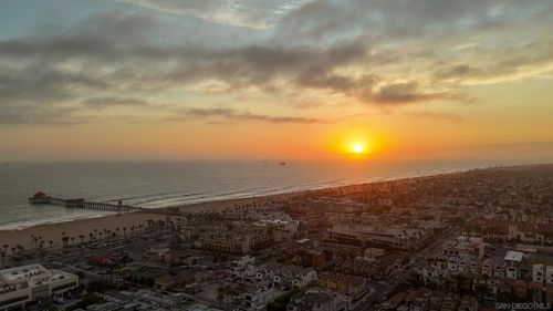 206 2nd, Huntington Beach, CA, 92648 | Card Image