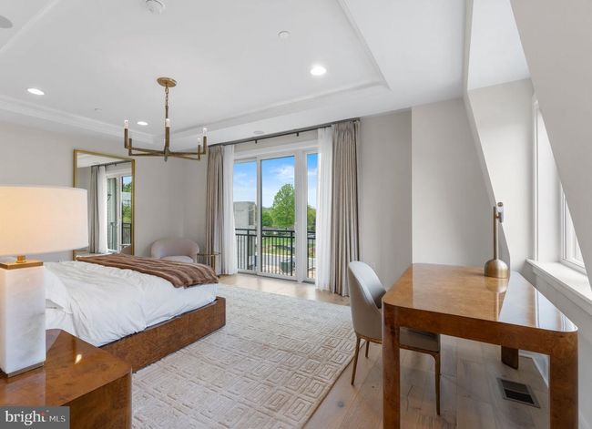 1622 Chain Bridge Rd, Townhouse with 3 bedrooms, 4 bathrooms and null parking in MCLEAN VA | Image 20