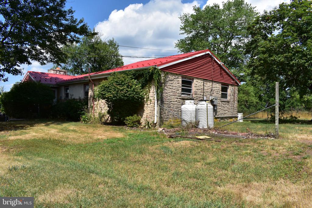 Beavers Rd, Birdsboro, PA 19508