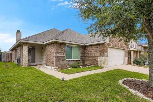 9428 Tierra Verde Dr, Fort Worth, TX, 76177-7273 | Card Image