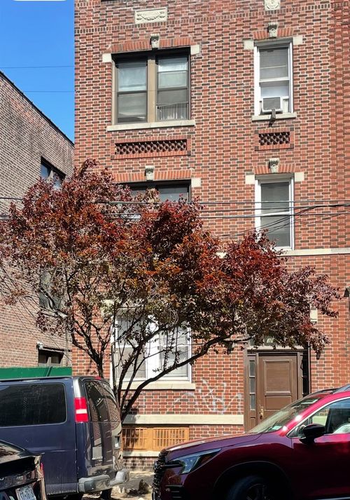39 65th Pl, Woodside, NY, 11377-3797 | Card Image