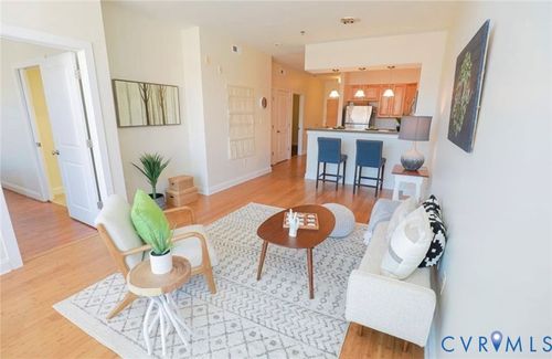 u310-1333 W Broad St, Richmond, VA, 23220-3059 | Card Image