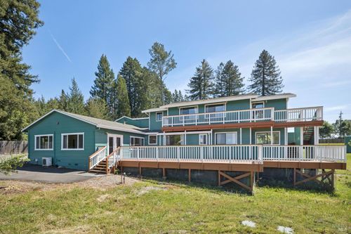 11740 Occidental Road, Sebastopol, CA, 95472 | Card Image