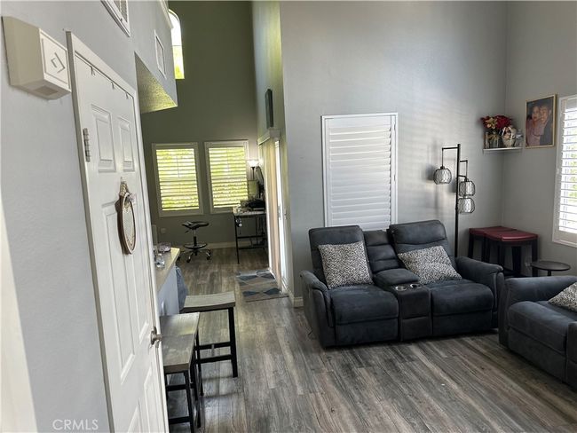 Living​​‌​​​​‌​​‌‌​‌‌​​​‌‌​​‌‌​‌​​​​​‌ Room | Image 14
