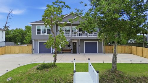613 Oakdale St, Shoreacres, TX, 77571-7237 | Card Image
