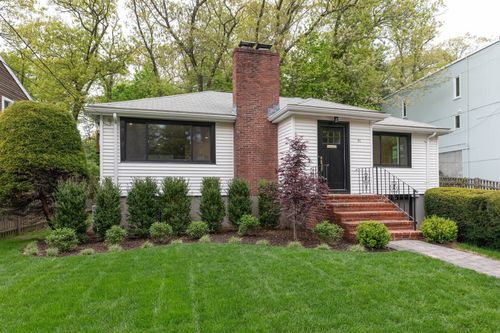 91 Grove St, Chestnut Hill, MA, 02467-4001 | Card Image