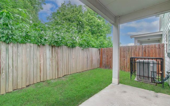 B - 8718 Scott St, Home with 6 bedrooms, 4 bathrooms and null parking in Houston TX | Image 47