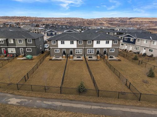 804-525 River Heights Dr, Cochrane, AB, T4C3E3 | Card Image
