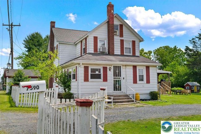 7590 Pohopoco Dr, House other with 3 bedrooms, 2 bathrooms and null parking in Kunkletown PA | Image 25
