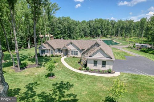 220 Blackbird Greenspring Rd, SMYRNA, DE, 19977-9494 | Card Image