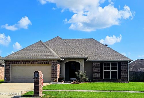 411 Spanish Moss Ln, Broussard, LA, 70518-7738 | Card Image