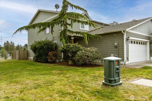 1441 Nw 5th Ave, Oak Harbor, WA, 98277-9294 | Card Image