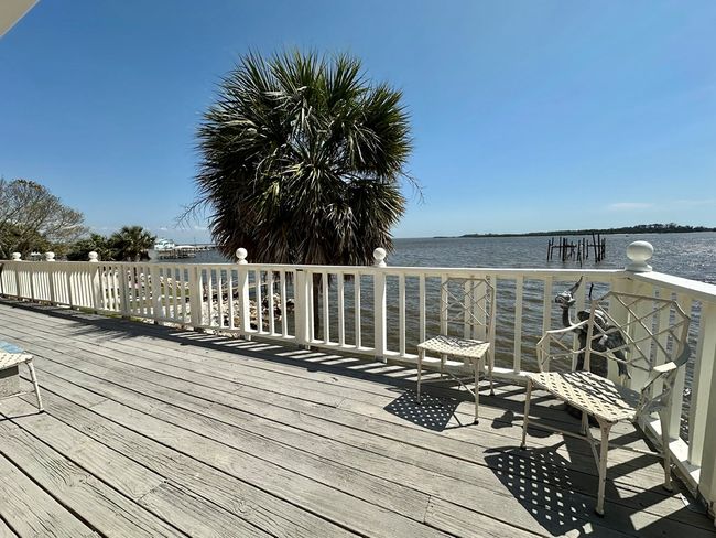 660 1 St St, House other with 3 bedrooms, 4 bathrooms and null parking in CEDAR KEY FL | Image 49