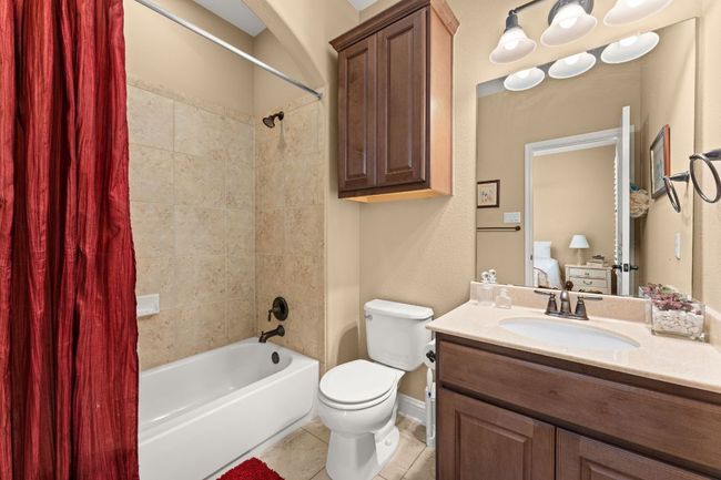 En suite for the guest bedroom. | Image 19