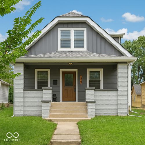 834 Weghorst St, Indianapolis, IN, 46203-2737 | Card Image