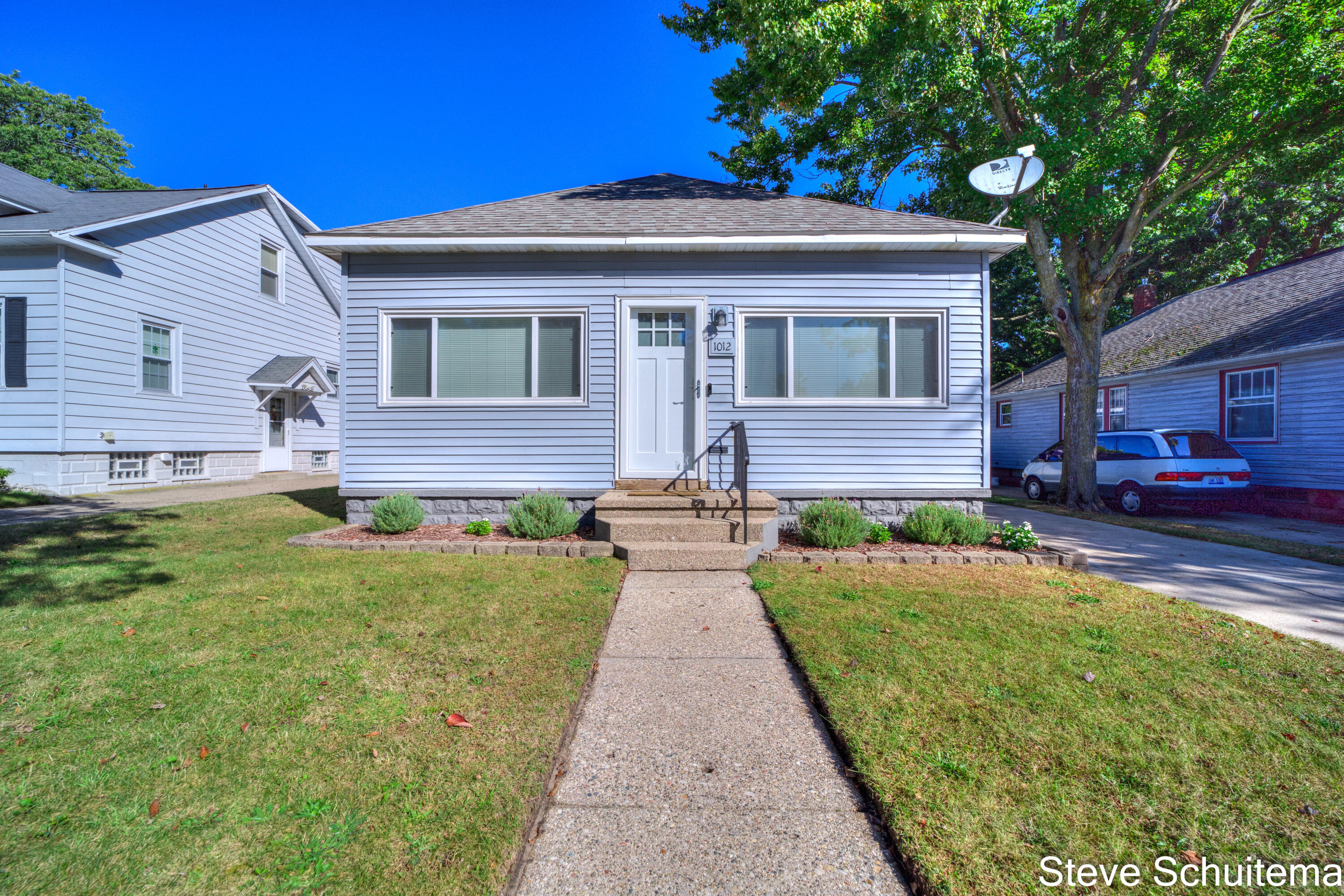 Ireland Ave, Muskegon, MI 49441