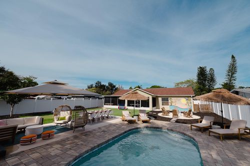 3009 39th Ave W, BRADENTON, FL, 34205-2740 | Card Image