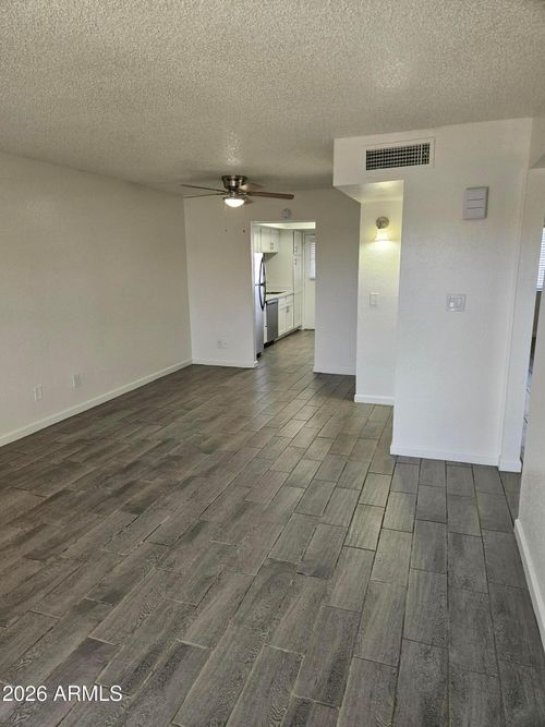 208a-3810 E Earll Dr, Phoenix, AZ, 85018-7148 | Card Image