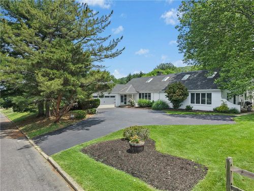 614 Glenwood St, EMMAUS, PA, 18049-3123 | Card Image
