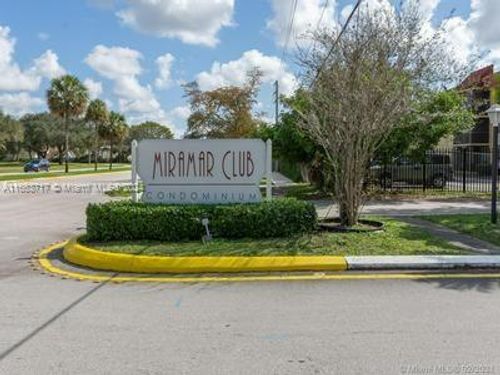 109-3400 Foxcroft Rd, Miramar, FL, 33025 | Card Image