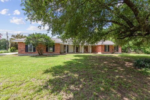 664 Don Guilbeau Rd, Arnaudville, LA, 70512-6440 | Card Image