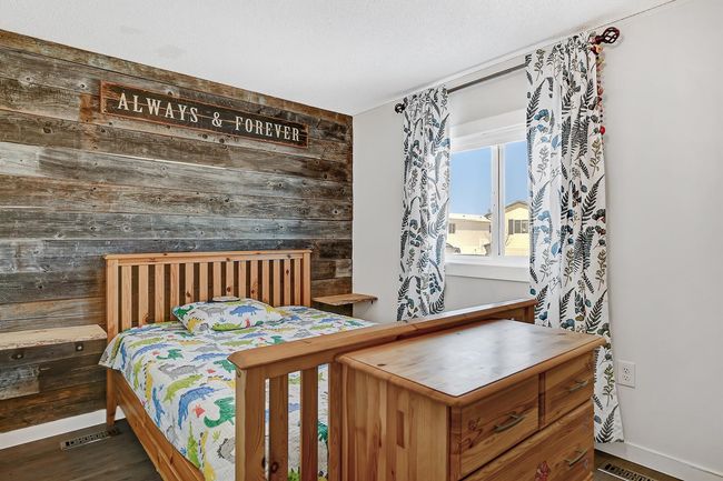 119 Clark Cres, Home with 3 bedrooms, 2 bathrooms and 2 parking in County Of Grande Prairie No. 1 AB | Image 18