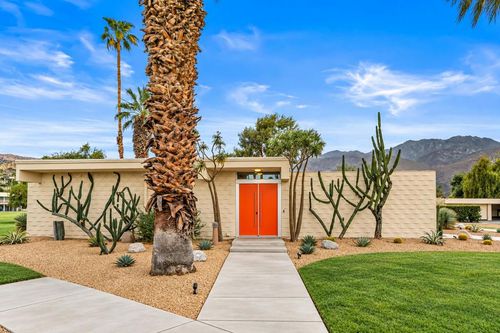 133 Desert Lakes Dr, Palm Springs, CA, 92264-5526 | Card Image
