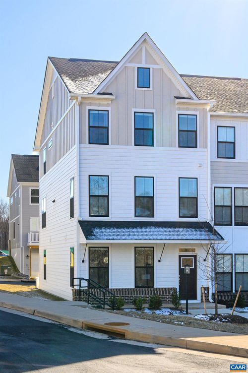 2834 Sweetbay St, CHARLOTTESVILLE, VA, 22902-6629 | Card Image