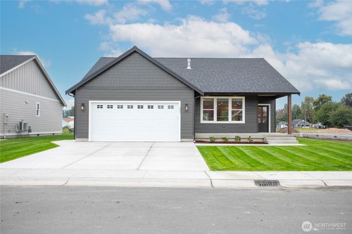321 W 3rd Street, Everson, WA, 98247 | Card Image