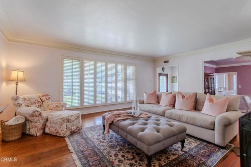 2727 Hollister Ter, Glendale, CA, 91206-3123 | Card Image