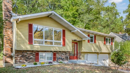 739 Field St, Naugatuck, CT, 06770-2319 | Card Image