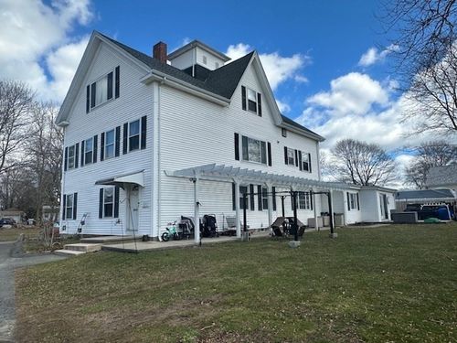 218 Main St, Acushnet, MA, 02743-5205 | Card Image