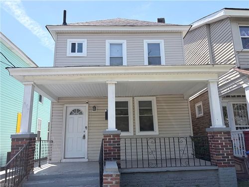 907 Rugby St, Norfolk, VA, 23504-2001 | Card Image